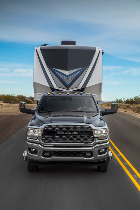 Illustration for article titled Ram Claims the 2019 Heavy Duty’s Auto Braking Will Work While Towing 35,000 Pounds
